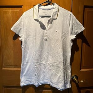 Tommy Hilfiger Polo, women’s size XLT 🍎